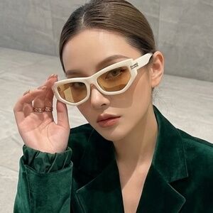 Vintage Cat Eye Sunglasses